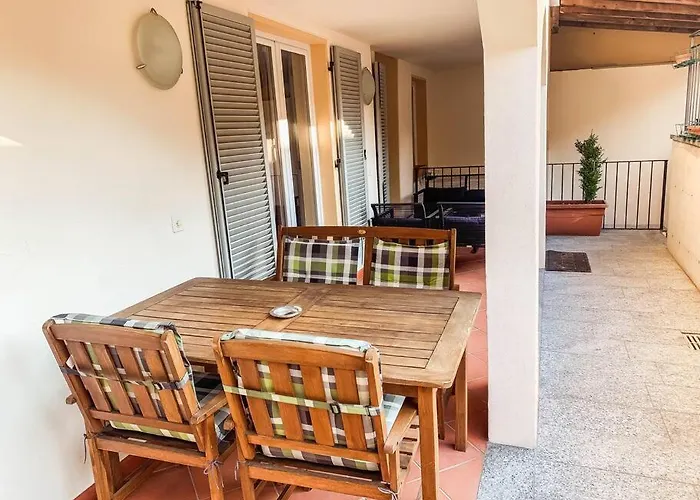 Magoria, Nel Cuore Della Citta Vecchia Di لوكارنو